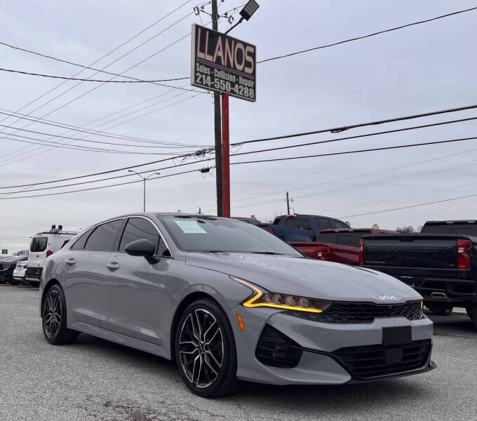 2022 Kia K5 for sale at LLANOS AUTO SALES LLC in Dallas TX