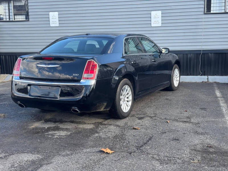 2014 Chrysler 300