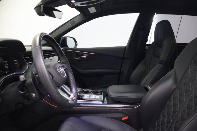 2023 Audi SQ8 4.0T quattro Premium Plus