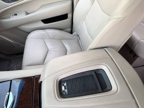 2016 Cadillac Escalade Premium Collection