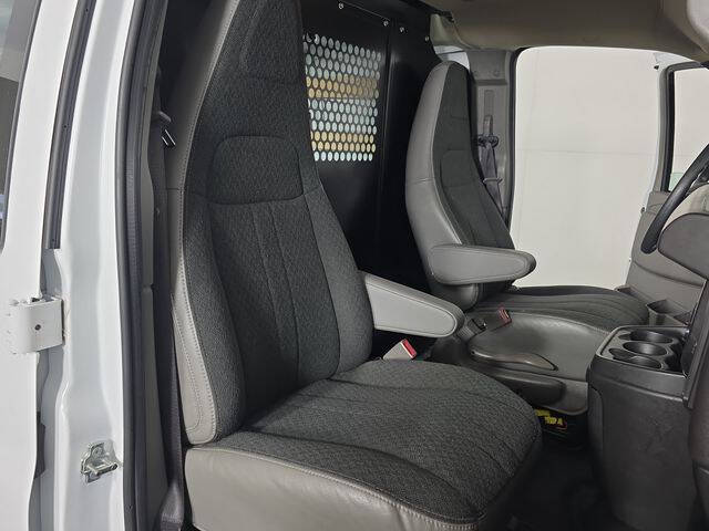 2024 GMC Savana 2500