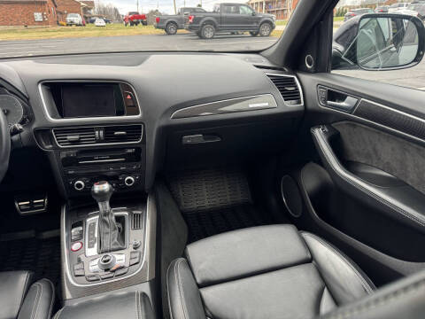 2017 Audi SQ5 3.0T quattro Premium Plus