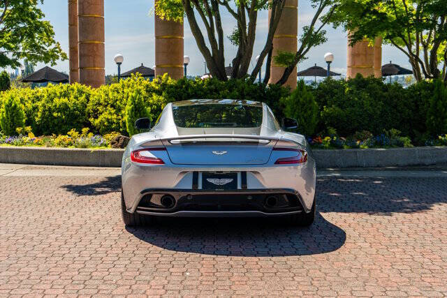 2014 Aston Martin Vanquish