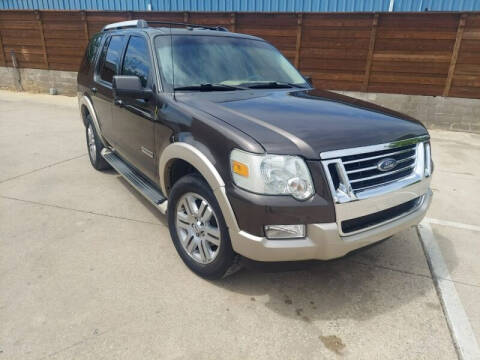 2007 Ford Explorer for sale at MMOTORS in Dallas TX