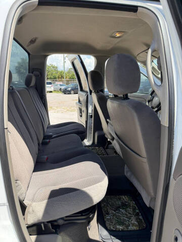 2004 Dodge Ram 1500 SLT