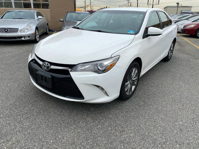 2015 Toyota Camry for sale at MAGIC AUTO SALES - Magic Auto Prestige in South Hackensack NJ
