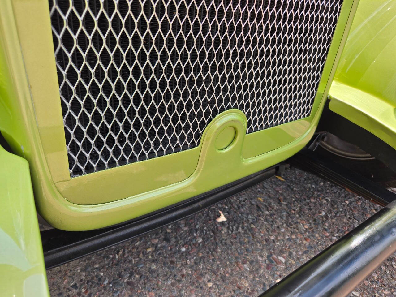1930 Dodge 5-Window Coupe 87