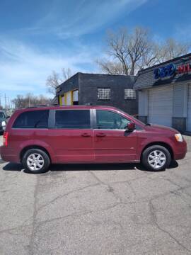 2008 Chrysler Town and Country for sale at D & D All American Auto Sales in Warren MI
