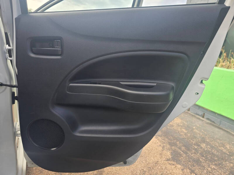 2019 Mitsubishi Mirage ES