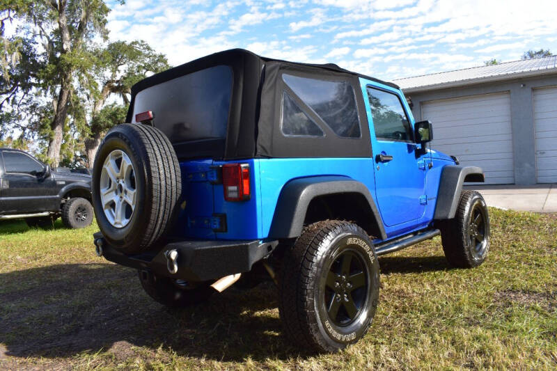 2015 Jeep Wrangler Rubicon photo 7