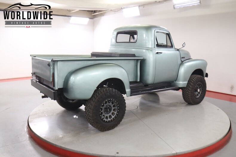 1952 Chevrolet Apache