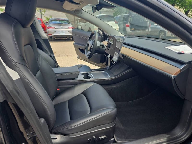 2021 Tesla Model 3 Standard Range Plus