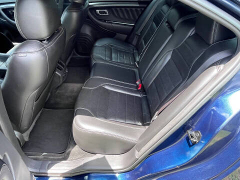 2016 Ford Taurus SHO