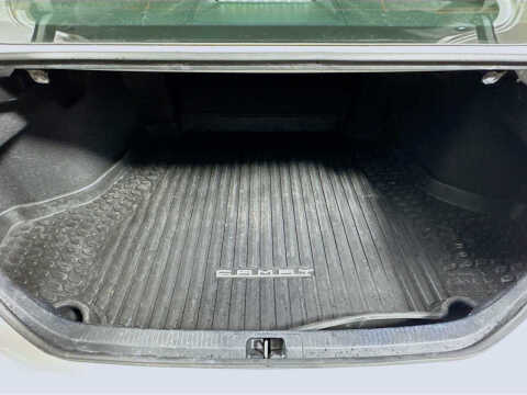 2022 Toyota Camry Hybrid SE Nightshade