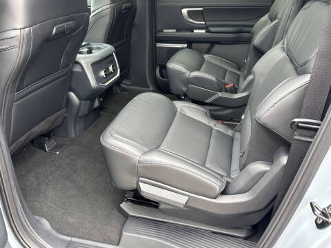 2025 Ford Expedition MAX Platinum