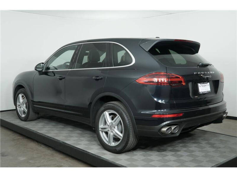 2018 Porsche Cayenne S