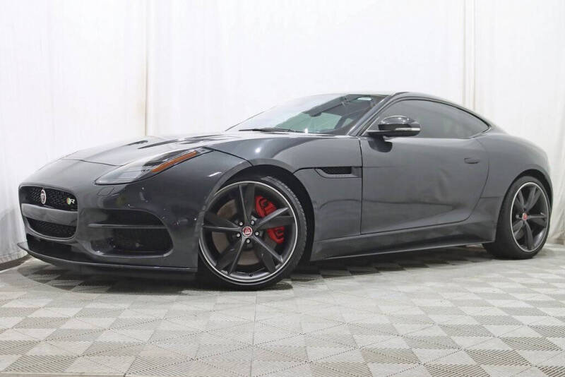 2018 Jaguar F-TYPE R