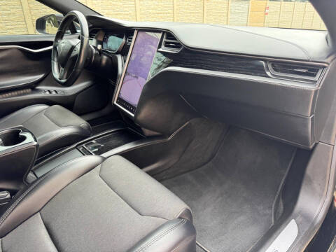 2018 Tesla Model S 75D