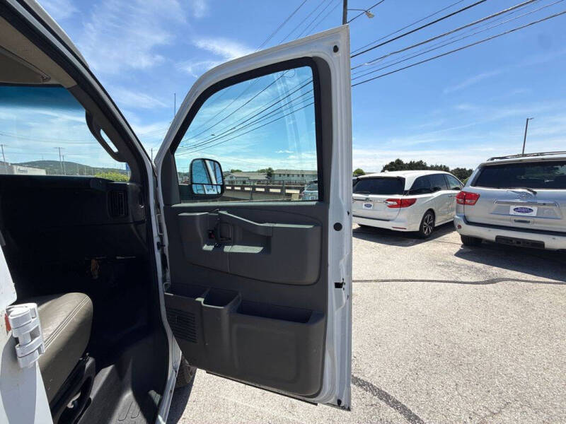 2020 Chevrolet Express 2500