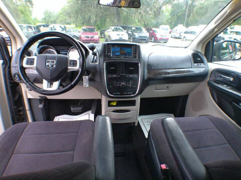 2011 Dodge Grand Caravan Crew