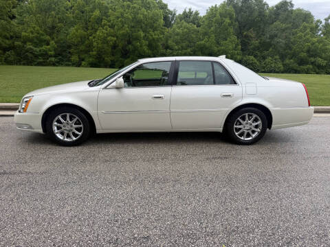 2011 Cadillac DTS Luxury Collection