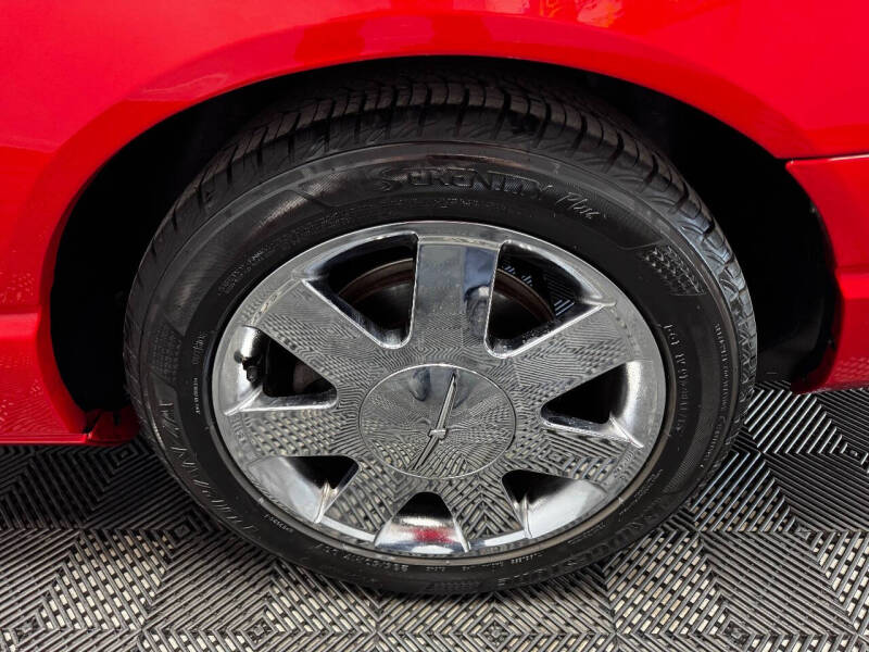 2002 Ford Thunderbird Deluxe