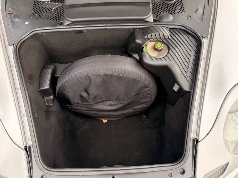 2001 Porsche 911 Carrera