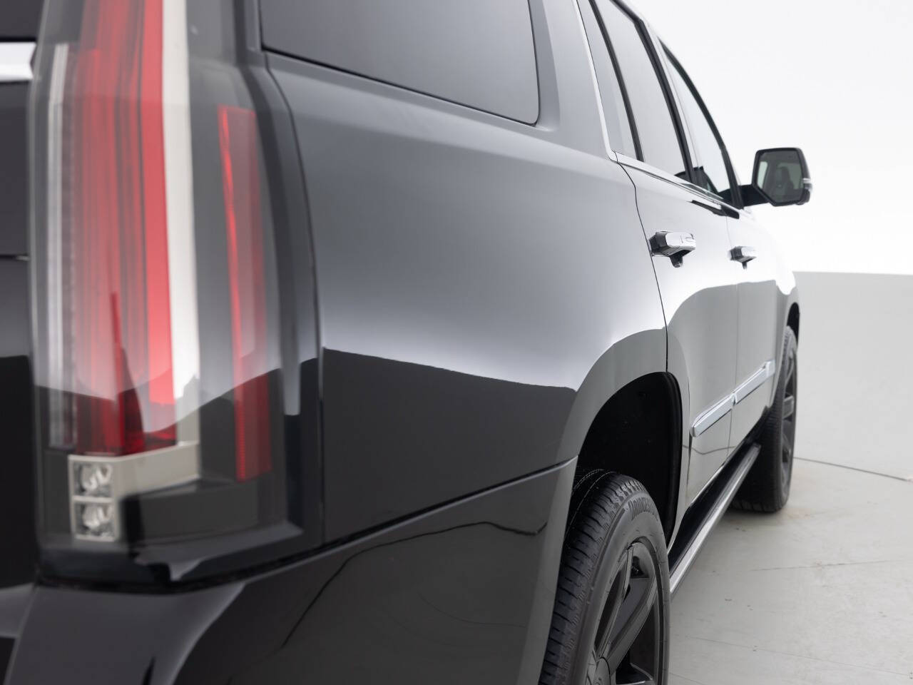 Used Car 2017 Cadillac Escalade  Premium Luxury 4x4 4dr Suv For Sale Under $30,000 In Coal City, Illinois