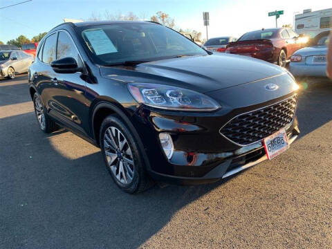 2020 Ford Escape Titanium