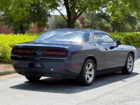 2015 Dodge Challenger SXT