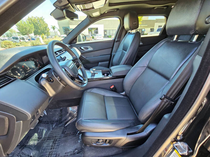 2025 Land Rover Range Rover Velar P250 Dynamic SE