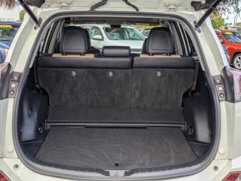 2017 Toyota RAV4 Hybrid Limited