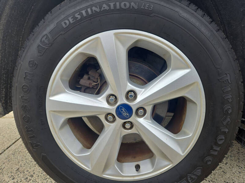 2019 Ford Edge SE