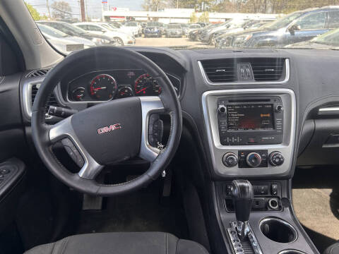 2015 GMC Acadia SLE-2