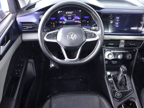 2023 Volkswagen Taos SE 4Motion