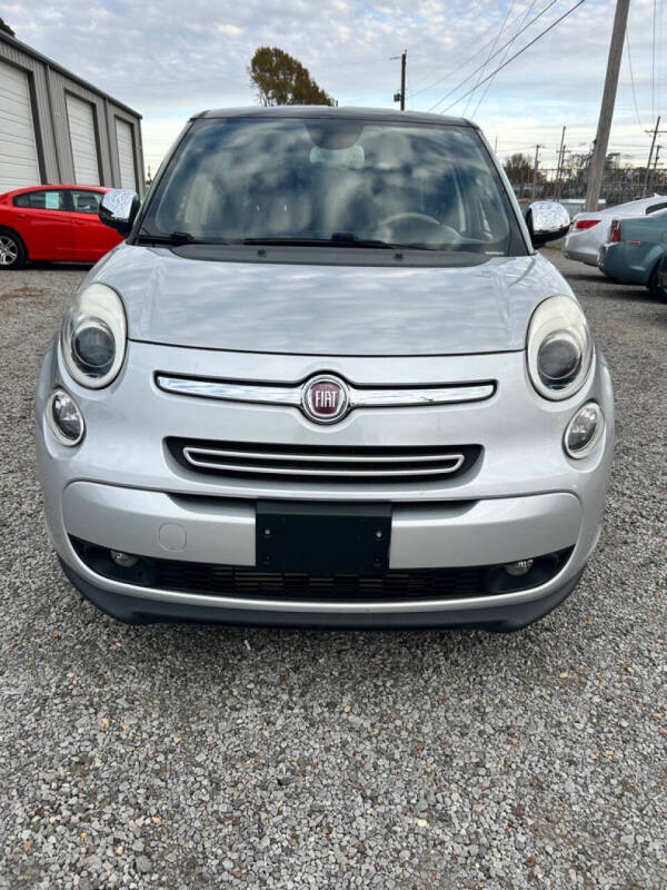 2015 FIAT 500L Lounge photo 2