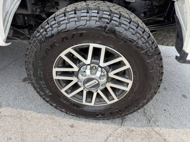 2017 Ford F-350 Super Duty Lariat