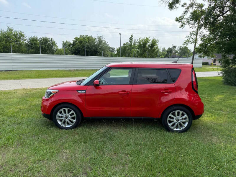 2019 Kia Soul +