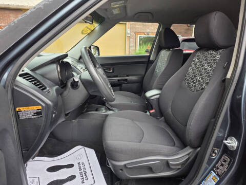 2011 Kia Soul +