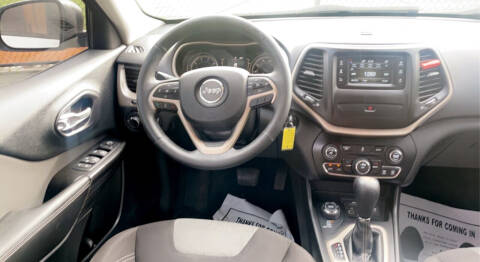 2014 Jeep Cherokee Sport