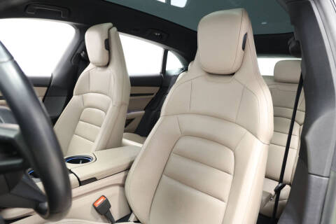 2022 Porsche Taycan 4 Cross Turismo