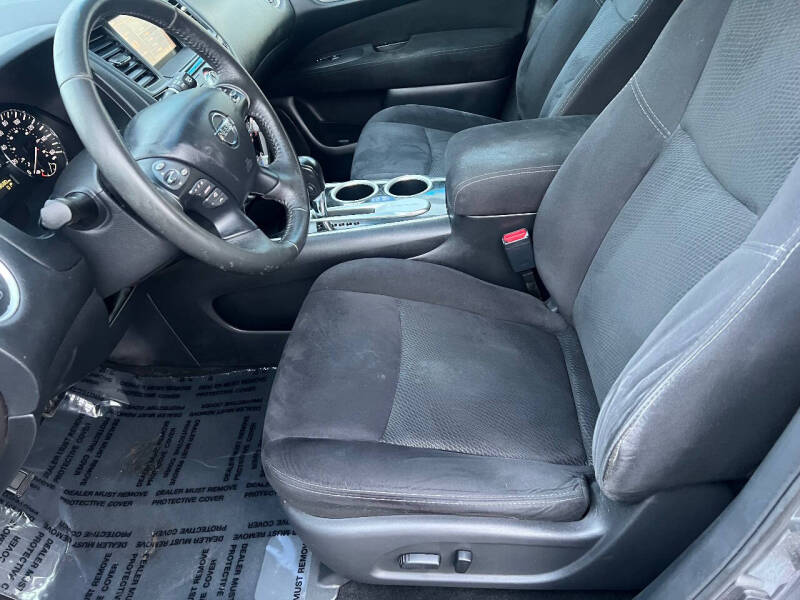 2015 Nissan Pathfinder SV