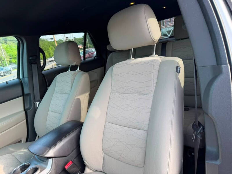 2014 Ford Explorer