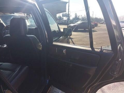 2017 Lincoln Navigator Select