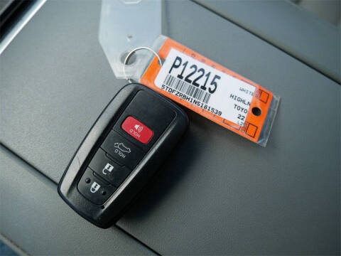 2022 Toyota Highlander Platinum