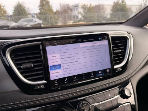 2025 Chrysler Pacifica Limited