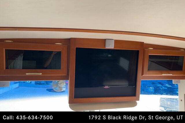 2005 Freightliner XC Chassis