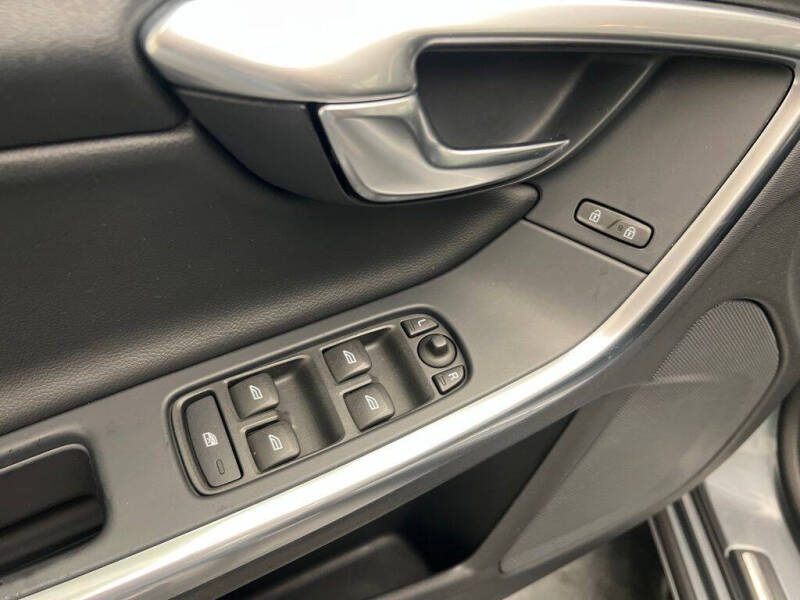 2018 Volvo S60 T5 Dynamic