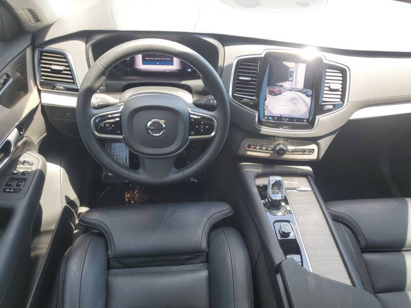 2024 Volvo XC90 B6 Ultimate Bright Theme 7P