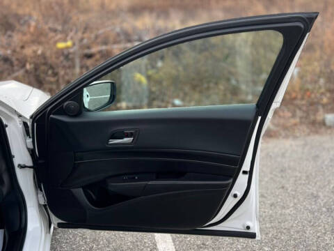 2019 Acura ILX w/Premium